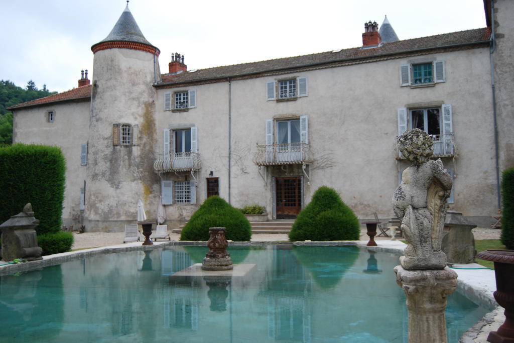 Chateau De Chantelauze Olliergues المظهر الخارجي الصورة